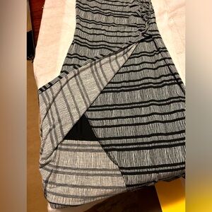 Loft sleeveless dress, gathered side, lined scoop neck Beautiful Small Preloved